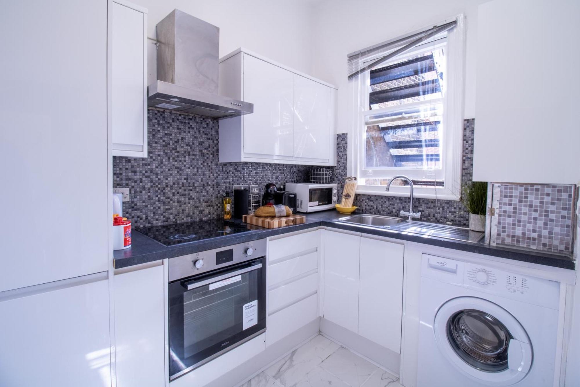 Spacious Studio Apartment On Oxford Street 9Gc London Ngoại thất bức ảnh