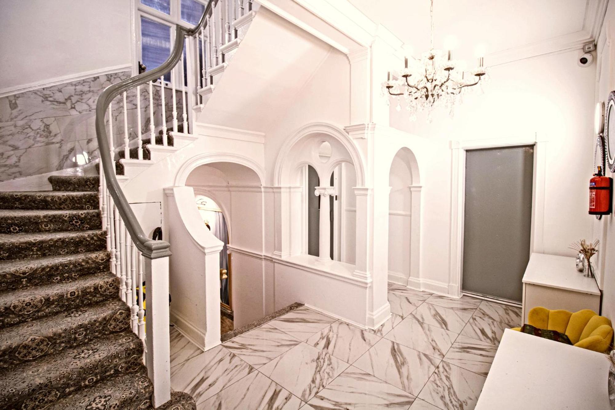 Spacious Studio Apartment On Oxford Street 9Gc London Ngoại thất bức ảnh